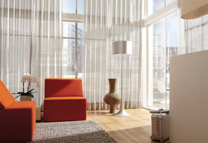 Vorhang auf für die modernen Designs von Dekofactory Düsseldorf.